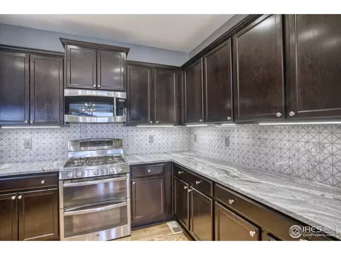 8552 Raspberry Dr, Longmont, CO 80504 photo 8