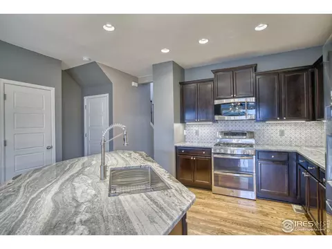 8552 Raspberry Dr, Longmont, CO 80504 photo 7