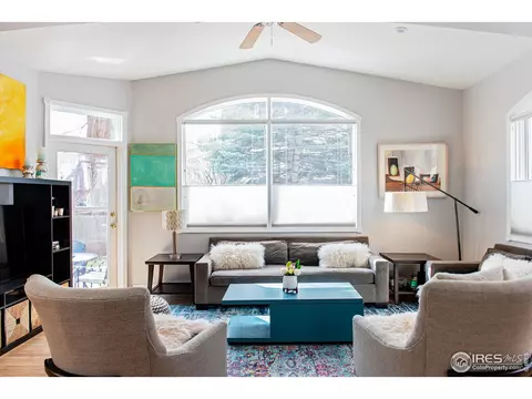 1348 Periwinkle Dr, Boulder, CO 80304 photo 2