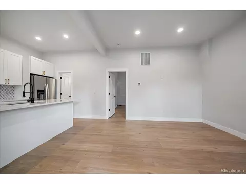 222 E Dakota Ave, Denver, CO 80209 photo 3