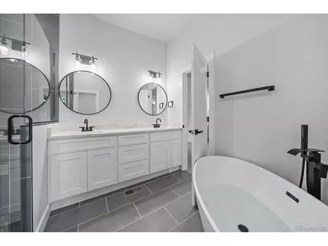 222 E Dakota Ave, Denver, CO 80209 photo 14