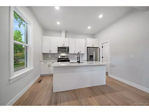222 E Dakota Ave, Denver, CO 80209 photo 8