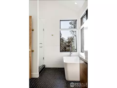 208 Alpine Way, Boulder, CO 80304 photo 18
