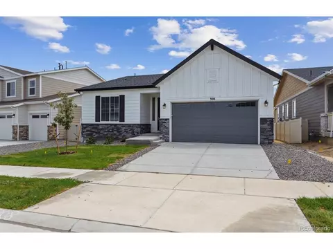 308 W Owen Ave, Keenesburg, CO 80643