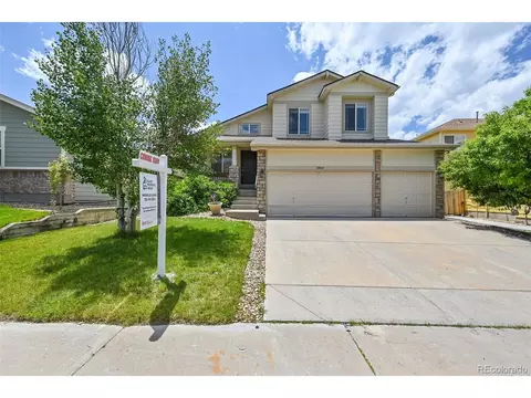 22532 E Maplewood Ln, Aurora, CO 80015