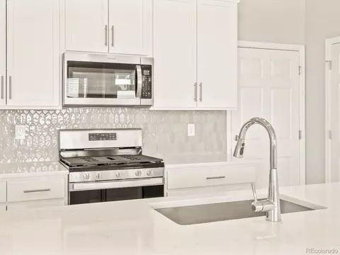 Undisclosed, Aurora, CO 80018 photo 14