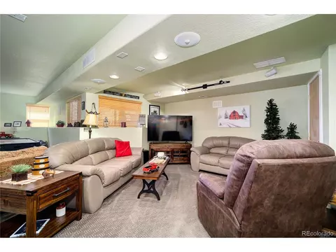 2072 E 98th Ave, Thornton, CO 80229 photo 33