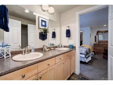 2072 E 98th Ave, Thornton, CO 80229 photo 25