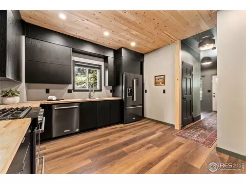 101 E Iowa Ave, Berthoud, CO 80513 photo 17