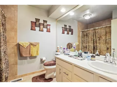 Bath - 16531 E Iliff Pl, Aurora, CO 80013 photo 4 of 4