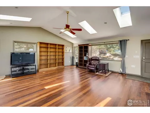 8523 Thunderhead Dr, Boulder, CO 80302 photo 34