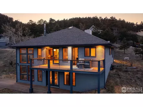 492 Granite Dr, Boulder, CO 80302 photo 2