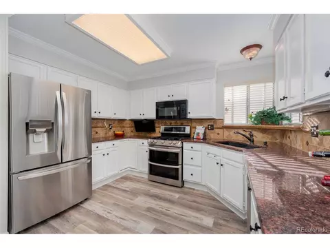 4813 S Eagle Cir, Aurora, CO 80015 photo 5