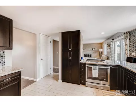4938 Cornwall Dr, Boulder, CO 80301 photo 5