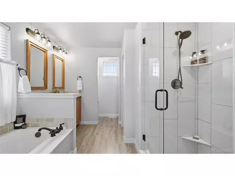 Bath - 40690 Leif Ln, Ault, CO 80610 photo 2 of 7