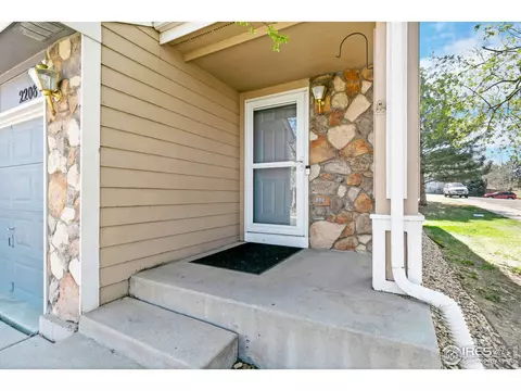 2208 E 103rd Ct, Thornton, CO 80229 photo 4
