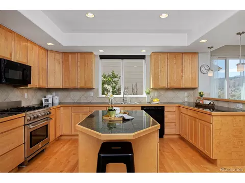 643 1st Ave, Lyons, CO 80540 photo 9