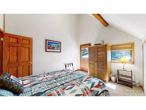 112 Saint Vrain Rd, Lyons, CO 80540 photo 21