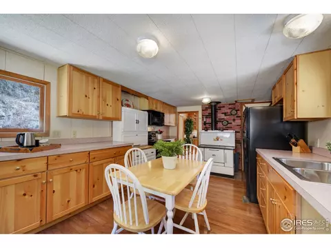 816 N Fork Rd, Glen Haven, CO 80532 photo 7