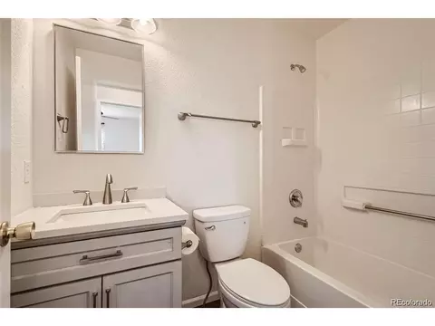 Bath - 18671 Mitchell Pl, Denver, CO 80249 photo 3 of 3