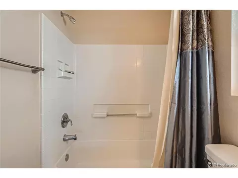 Bath - 18671 Mitchell Pl, Denver, CO 80249 photo 2 of 3