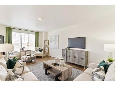 22323 E 6th Pl, Aurora, CO 80018 photo 6