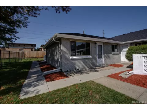 989 Upham Ct, Lakewood, CO 80214