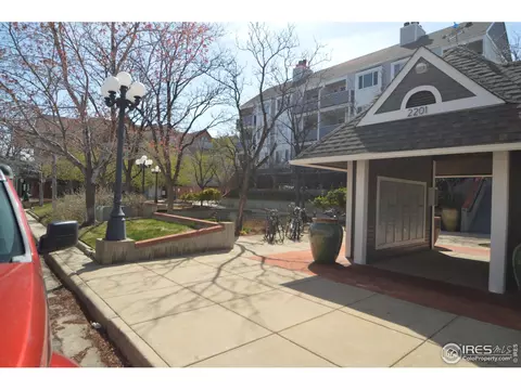 2201 Pearl St #325, Boulder, CO 80302 photo 2