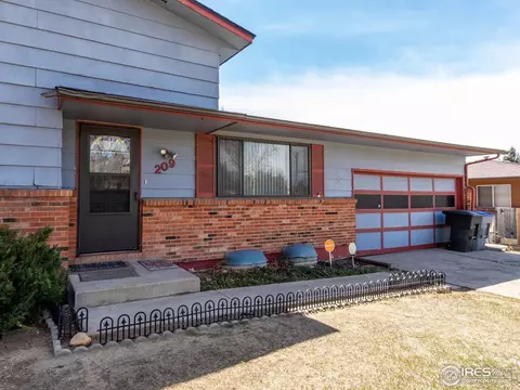 209 E 17th Ave, Longmont, CO 80501 photo 3