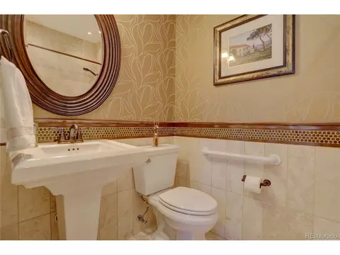 Undisclosed, Aurora, CO 80016 photo 23