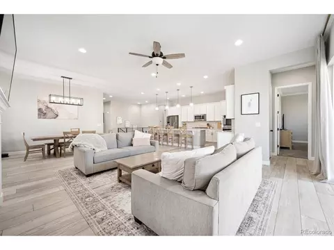 27705 E Davies Dr, Aurora, CO 80016 photo 12