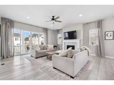 27705 E Davies Dr, Aurora, CO 80016 photo 7