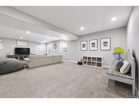 27705 E Davies Dr, Aurora, CO 80016 photo 31