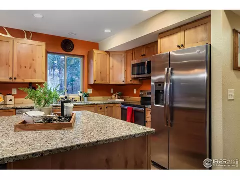 211 Cherokee Rd, Lyons, CO 80540 photo 9