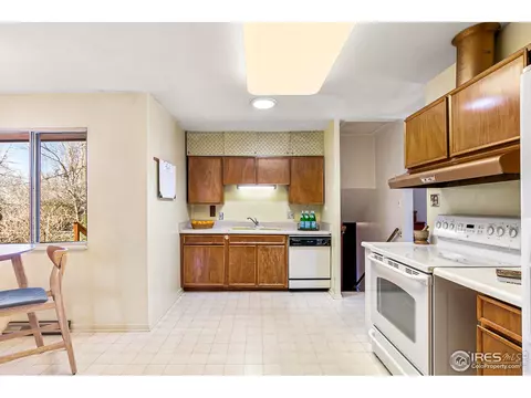 4687 Ingram Ct, Boulder, CO 80305 photo 8