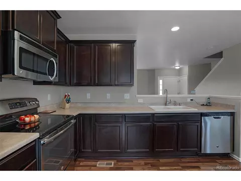 25501 E 2nd Pl, Aurora, CO 80018 photo 9