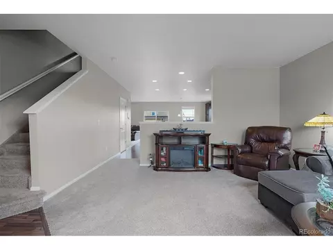 25501 E 2nd Pl, Aurora, CO 80018 photo 6