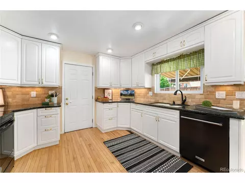8475 W 74th Dr, Arvada, CO 80005