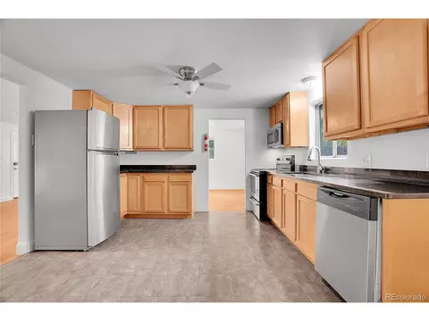 113 E Saint Clair Ave, Longmont, CO 80504 photo 9