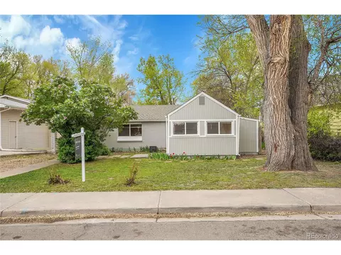113 E Saint Clair Ave, Longmont, CO 80504