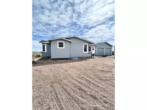 7634 Shenandoah Dr, Elizabeth, CO 80107