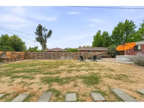 Exterior - 2070 Jay St, Edgewater, CO 80214 photo 12 of 15