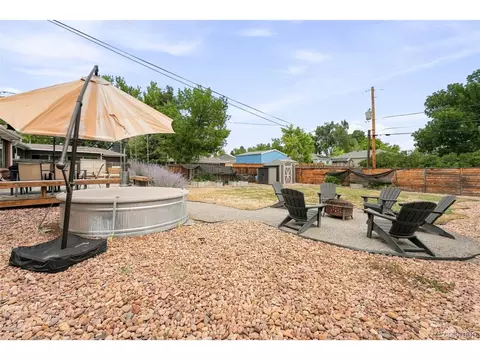 Exterior - 2070 Jay St, Edgewater, CO 80214 photo 7 of 15