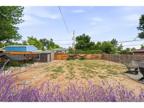 Exterior - 2070 Jay St, Edgewater, CO 80214 photo 6 of 15
