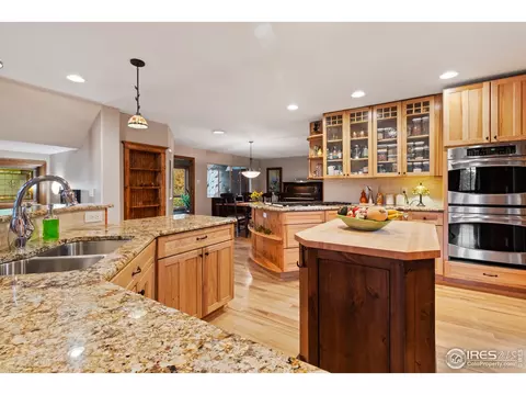 921 Eagle Dr, Lyons, CO 80540 photo 9