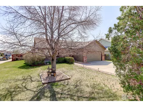 407 Edgewood Ave, Johnstown, CO 80534 photo 3