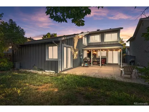 12574 E Bates Cir, Aurora, CO 80014 photo 2