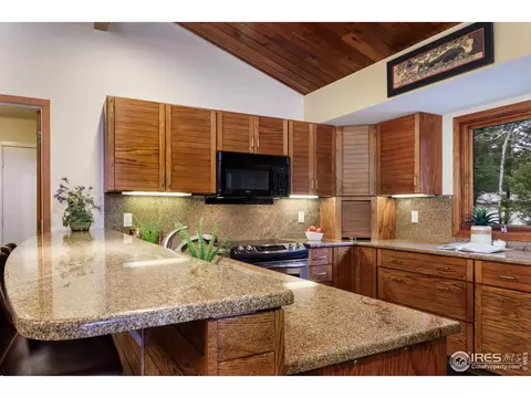 1624 Deer Trail Rd, Boulder, CO 80302 photo 10
