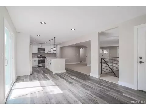 7126 Wright Ct, Arvada, CO 80004 photo 3