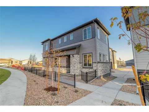 23941 E 40th Ave, Aurora, CO 80019 photo 1